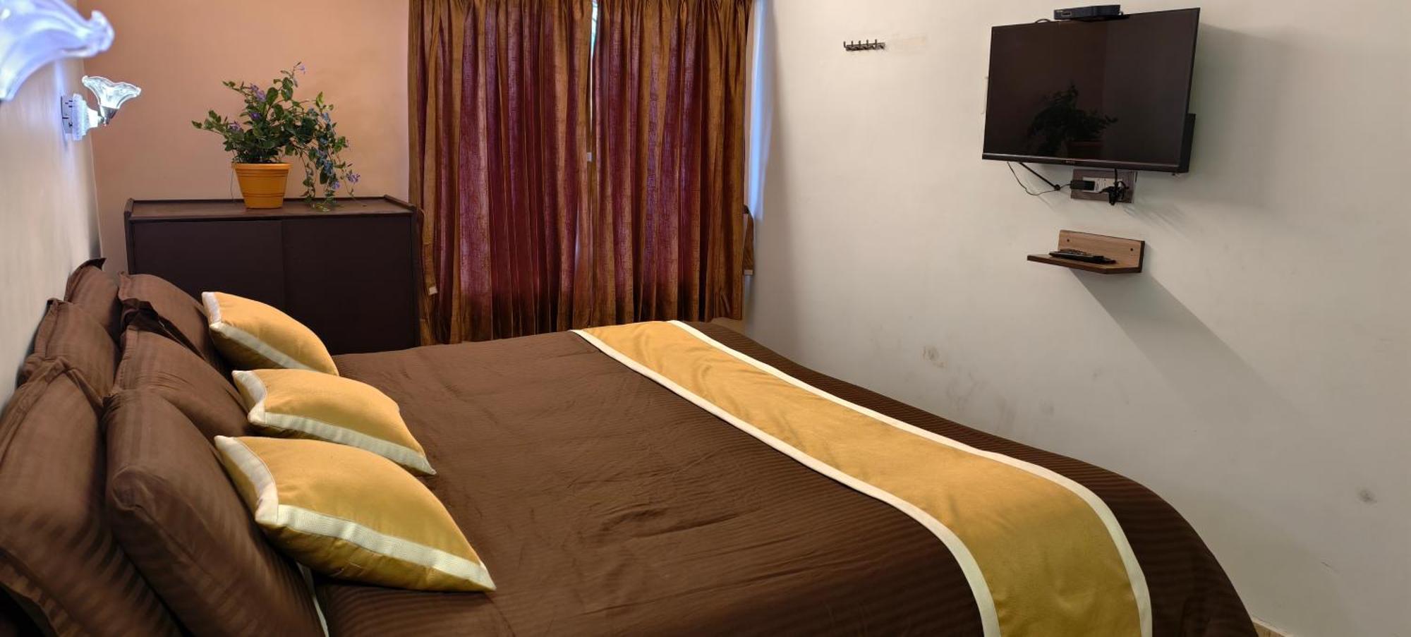 Ponmurugan Residency Кодайканал Экстерьер фото