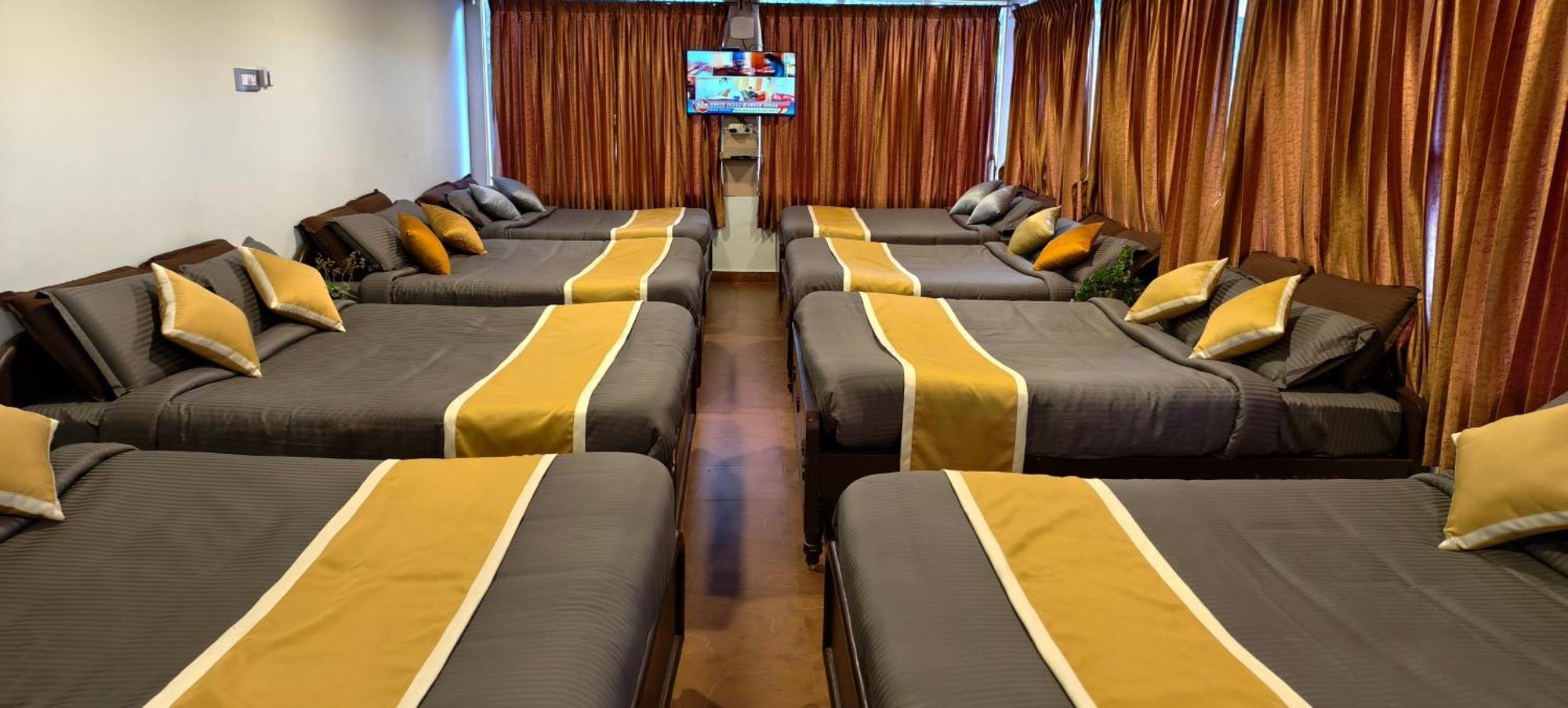 Ponmurugan Residency Кодайканал Экстерьер фото