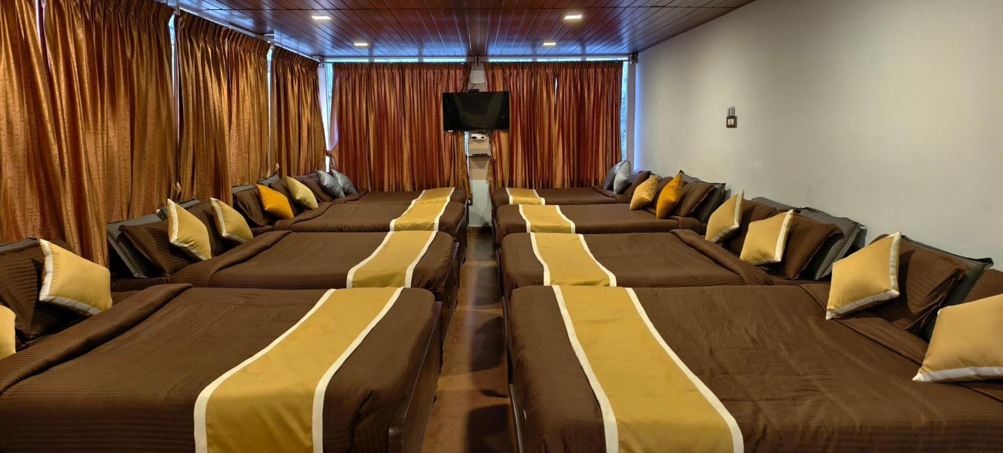 Ponmurugan Residency Кодайканал Экстерьер фото